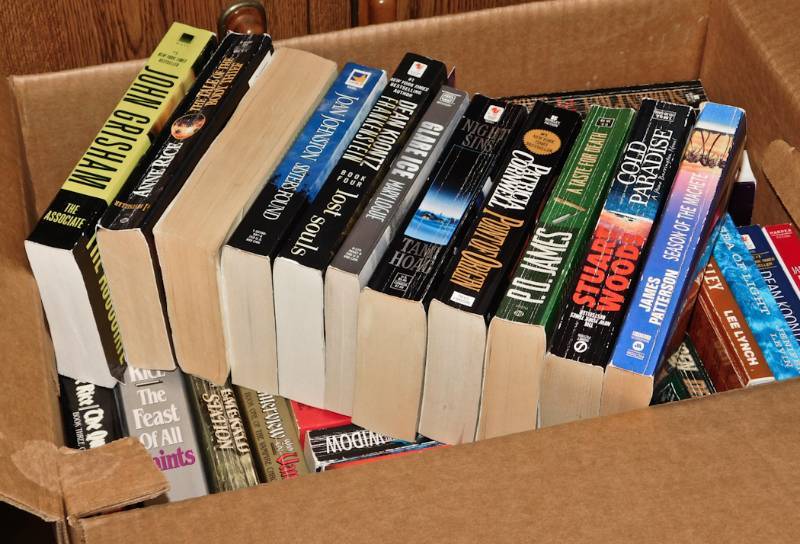 lot 54 image: lot of contemporary paperback books