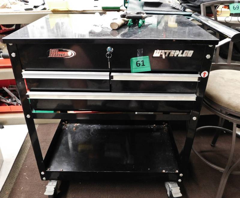 lot 61 image: Waterloo rolling toolbox project center