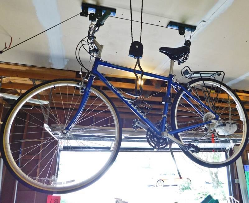 lot 138 image: Schwinn Searcher bike in great condition