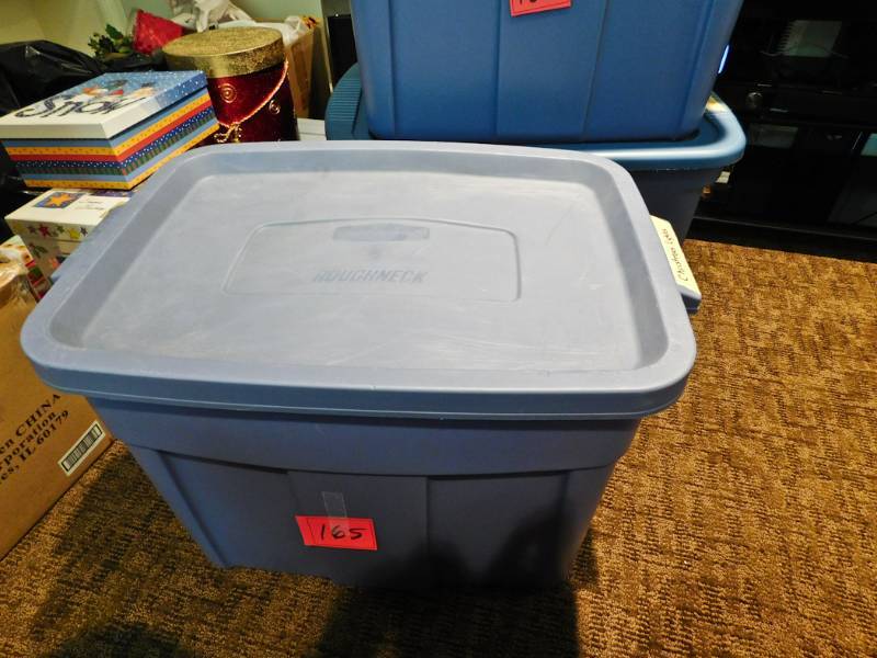 lot 165 image: new in box Chrismas lighting