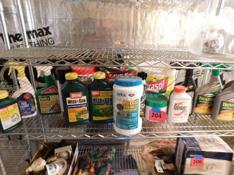 lot 204 image: lawn and garden chemicals