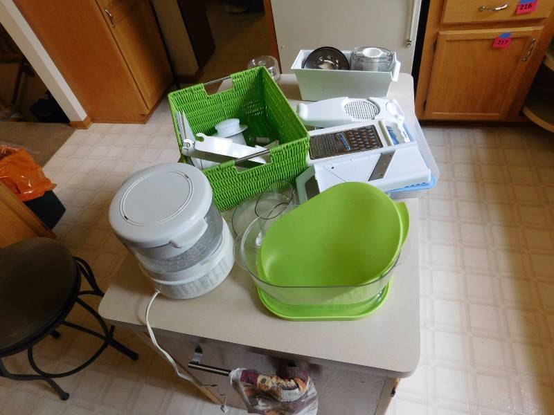 lot 219 image: food prep lot see photos
