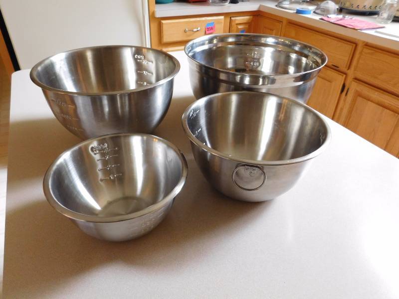 lot 235 image: set of metal mixing bowls
