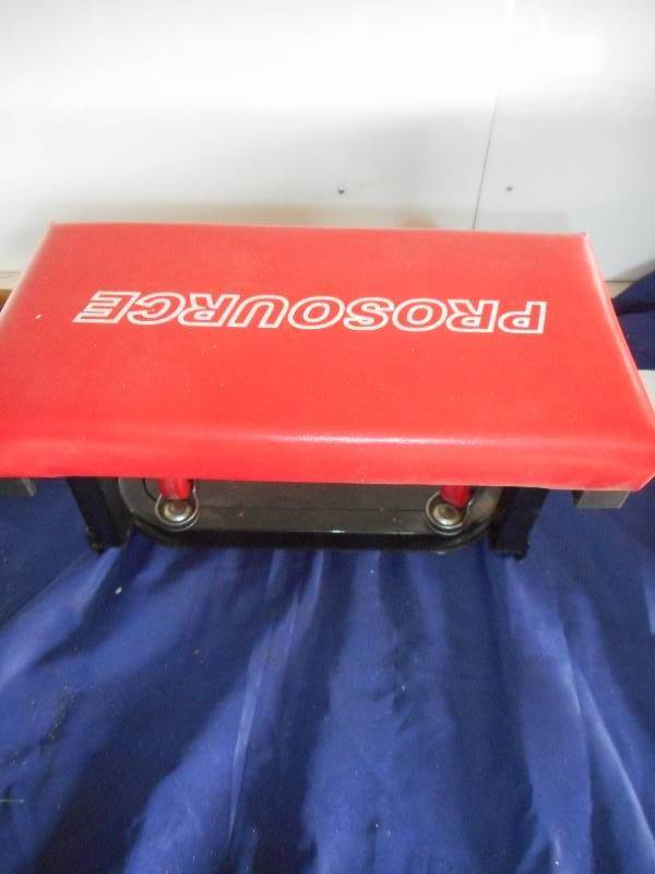 lot 6 image: PRO SOURCE SHOP CREEPER