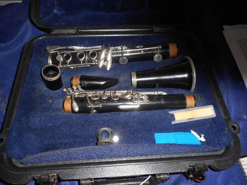 lot 9 image: SELMER CLARINET