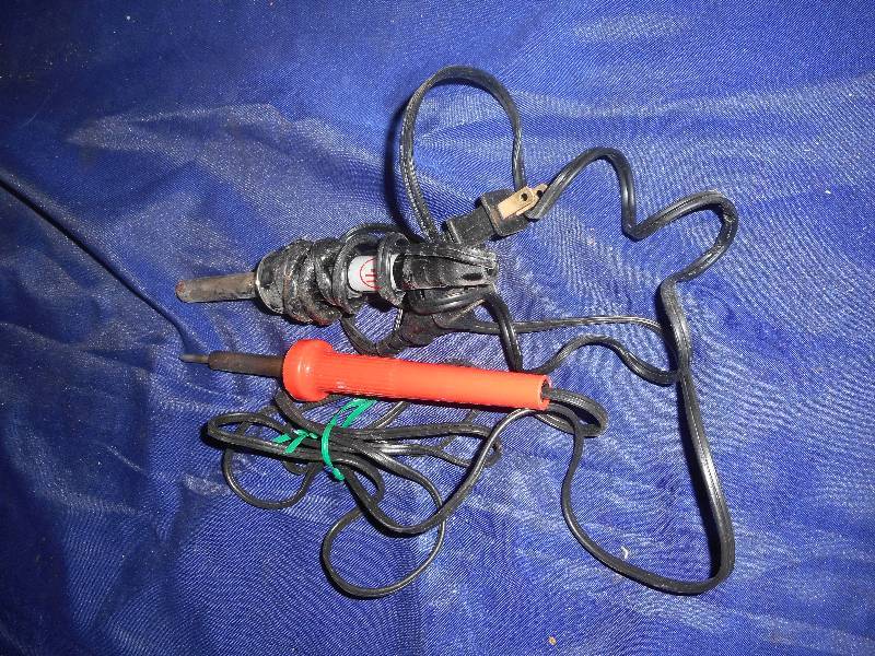 lot 18 image: 2 SOLDERING IRONS