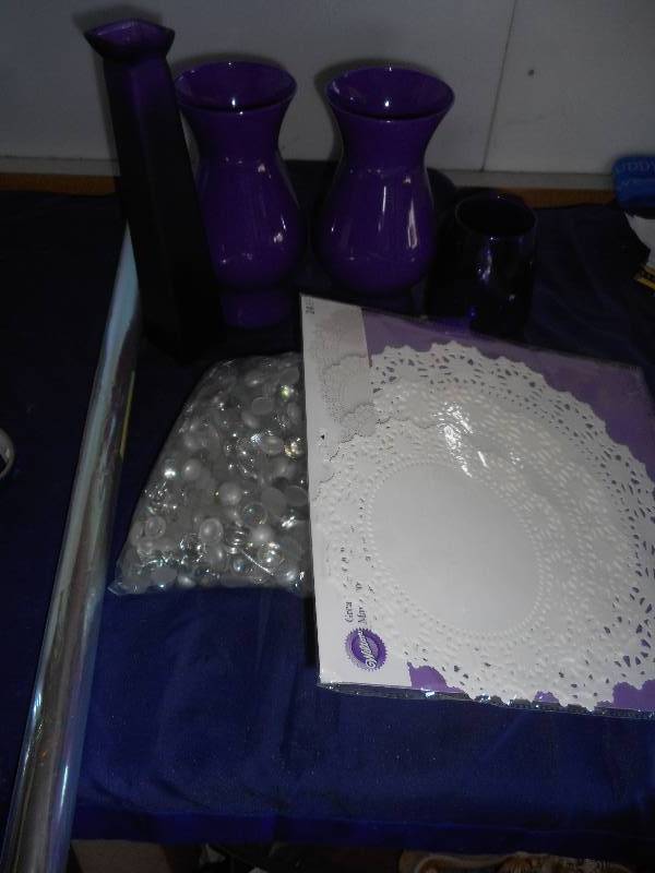 lot 75 image: PURPLE PARTY SUPLISE