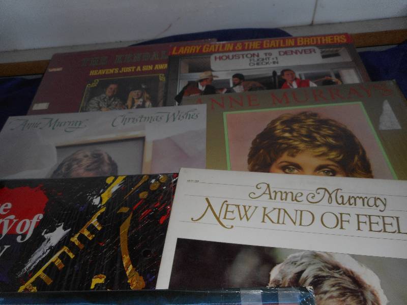 lot 80 image: 7 COLLECTIBLE RECORDS