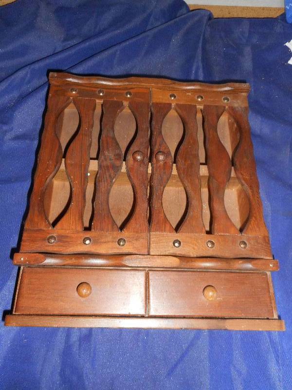 lot 116 image: VINTAGE SPICE RACK