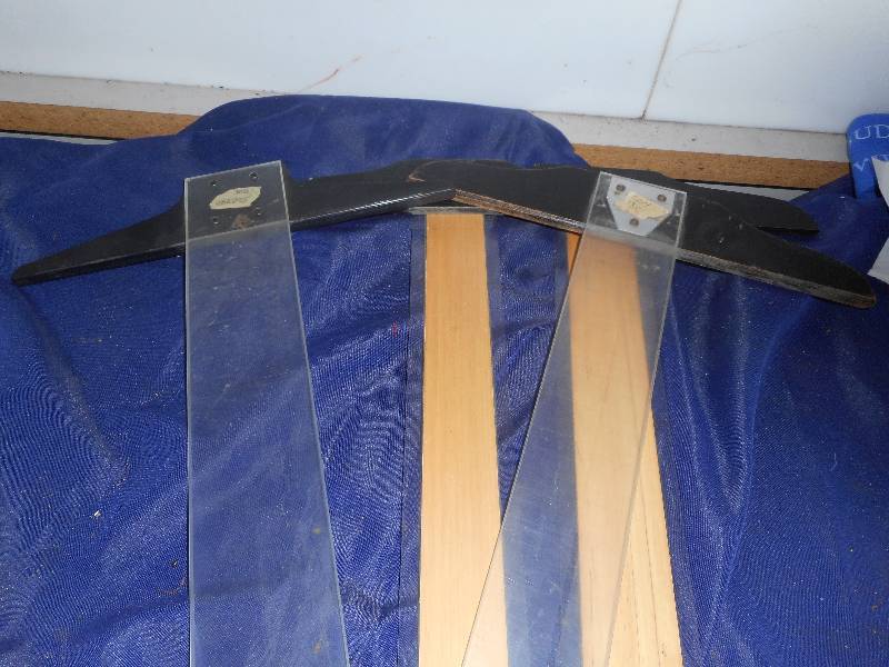 lot 155 image: ARCHITECT RULERS