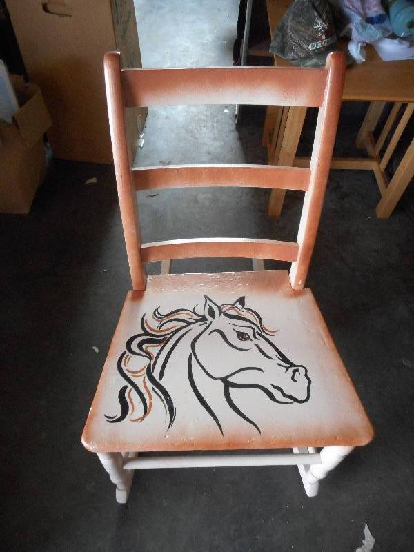 lot 157 image: VINTAGE ROCKING CHAIR