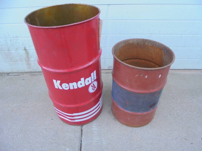 lot 49 image: 2 Gear Lube Barrels, 27x15 & 19x13