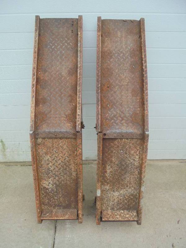 lot 51 image: Pair - Car Ramps, 53