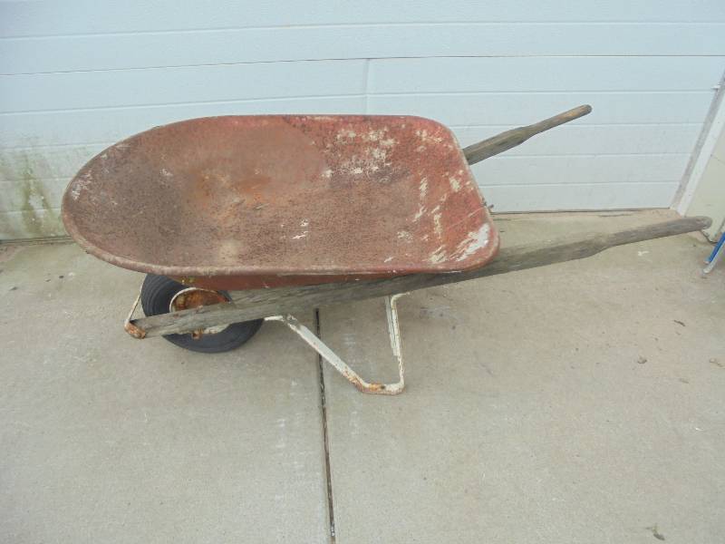 lot 56 image: Wheelbarrow