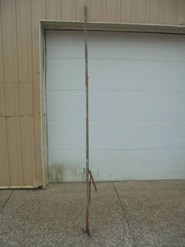 lot 63 image: Long Branch Pruner, 125L