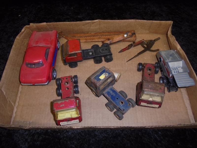 lot 80 image: Lot - Knife Sheath, Tonka Toys, etc
