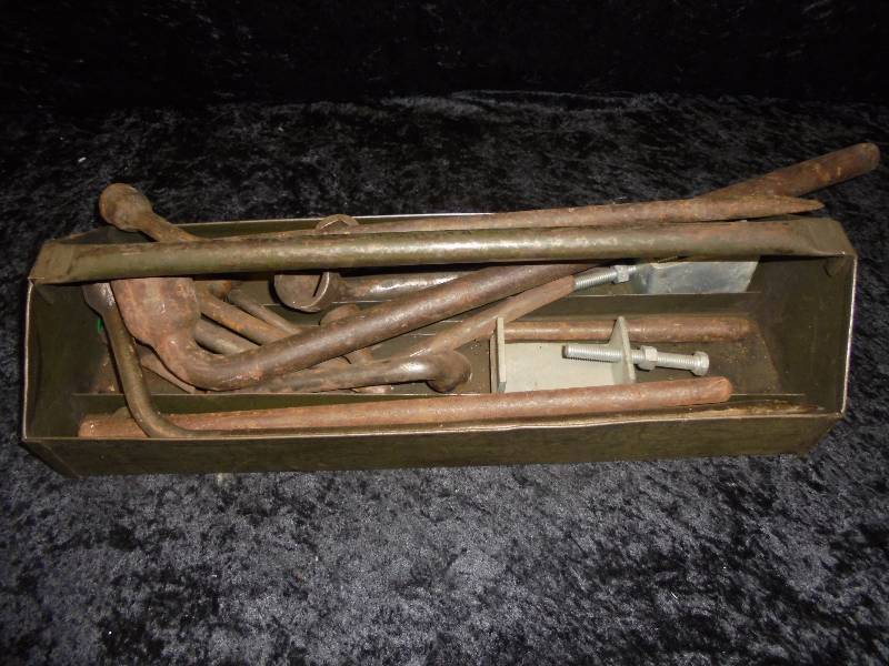 lot 83 image: Lot - Tire Iron Wrenches, misc