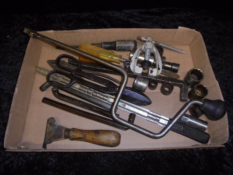 lot 95 image: Lo t- Misc Tools