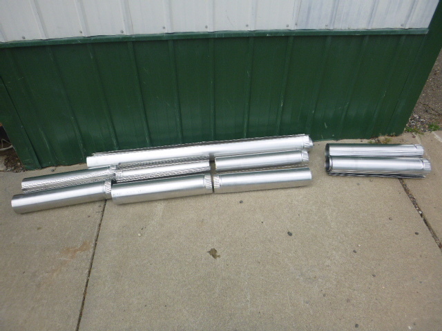 100 Feet of 4 Round Pipe