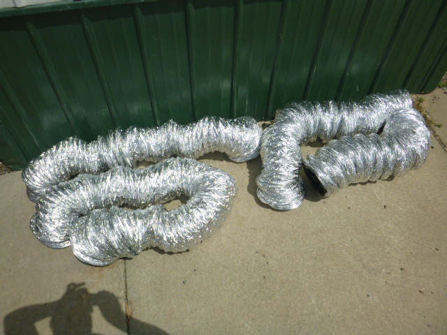 100 Feet of 8 Uninsulated Flex Pipe