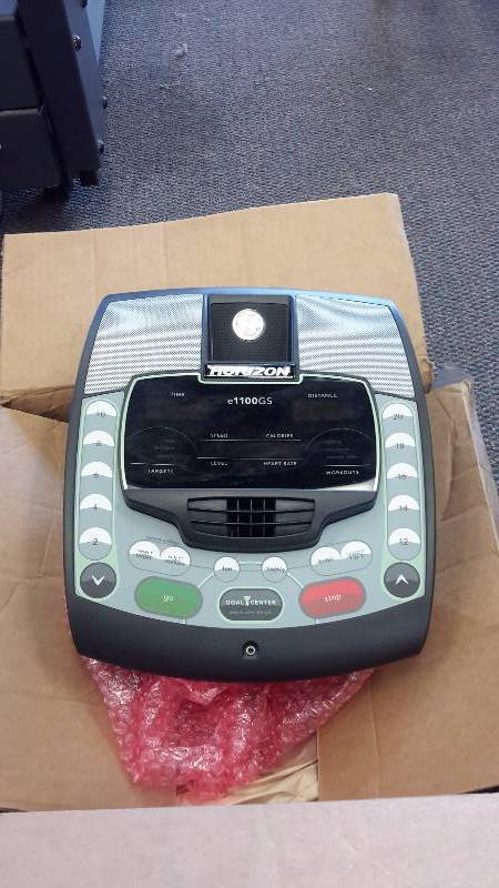 lot 14 image: Horizon replacement console display