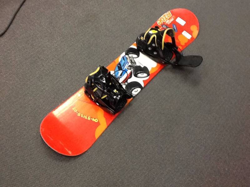 lot 204 image: Ride complete snowboard