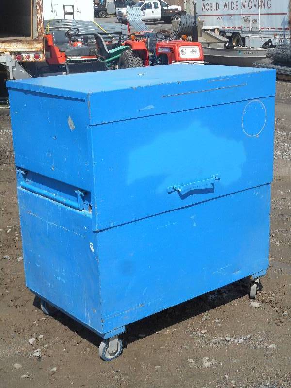 lot 6 image: Industrial Rolling Gang Box, Used, ...