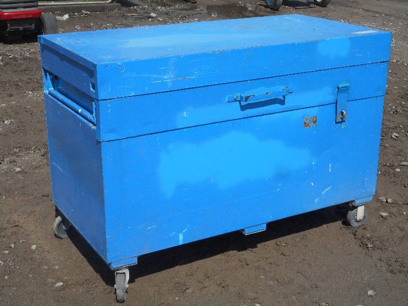 lot 7 image: Industrial Rolling Gang Box, Used, ...
