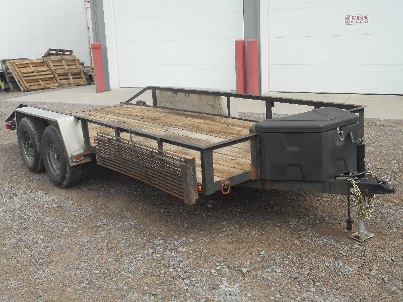 lot 1 image: 1986 Parsons Tandem Axle 16ft Trailer