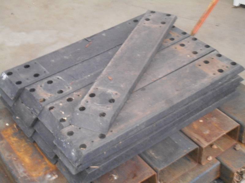 lot 47 image: Lot Of (17) Heavy Duty 1.5x6x28 ...