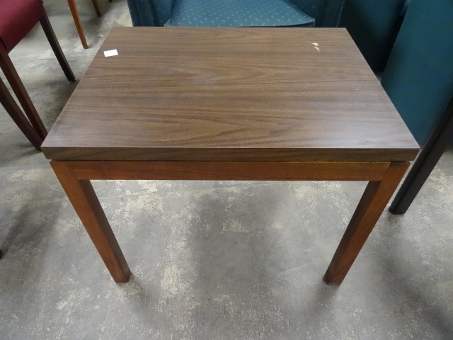26 X 30 X 21 End Table