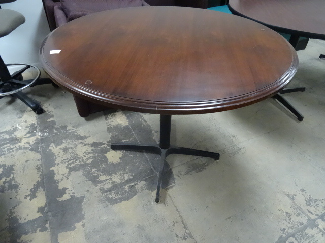 42 Round Table with Metal Base