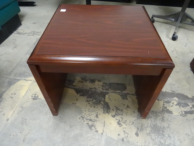 24 X 24 X 19 End Table
