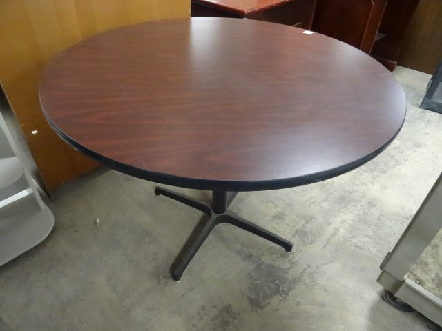 42 Round Table with Metal Base