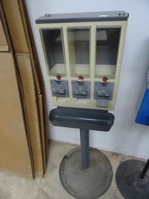 Plastic Bulk Candy Vending Machine