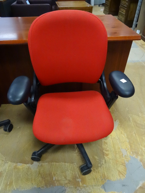 Steel Case Leap Chair