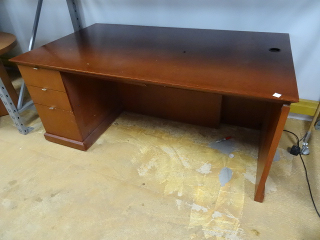 Office Desk 3 Drawer 72 X 42 X 30