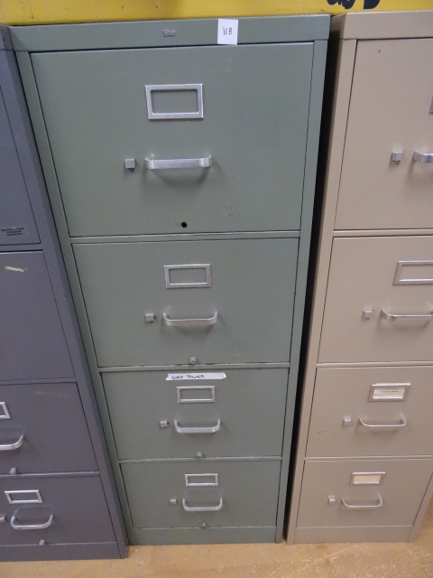 18 Metal 4 Drawer File Cabinet