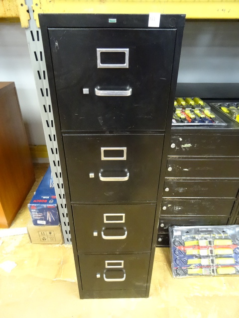 15 Metal 4 Drawer File Cabinet