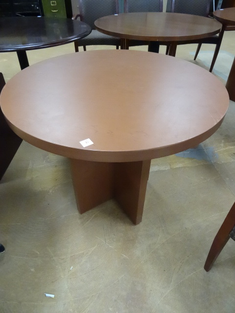 36 Round Wood Table