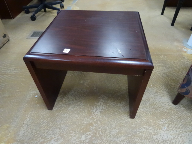 24 X 24 X 19 End Table