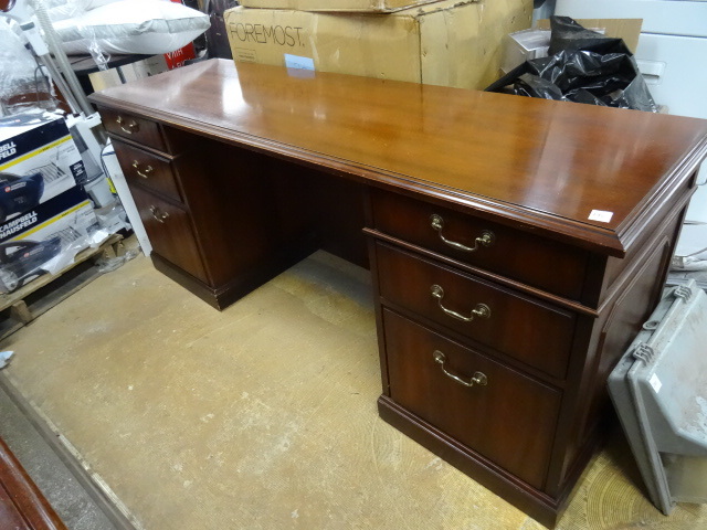 6 Drawer Wood Office Desk