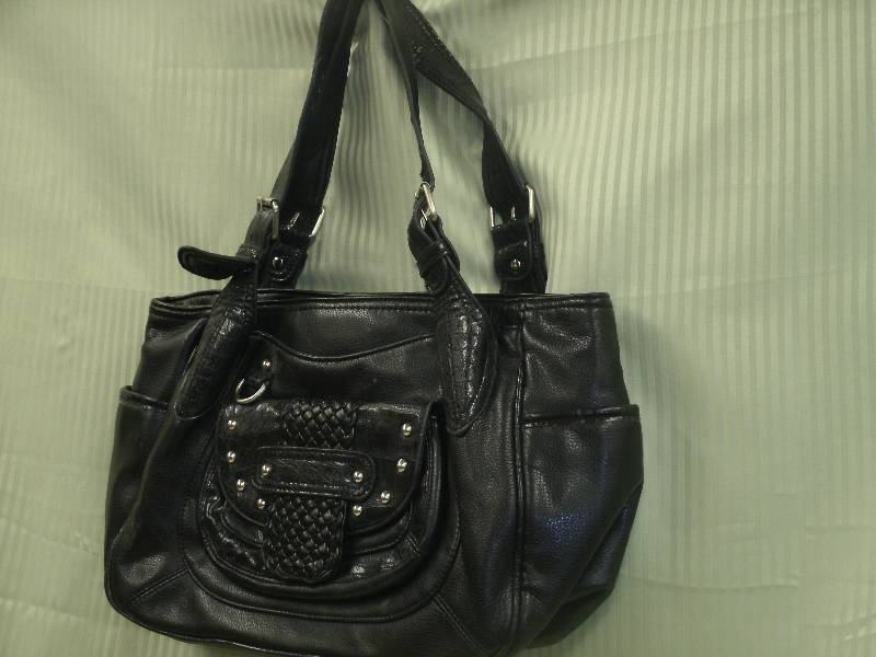 lot 32 image: Gal Black Leather look