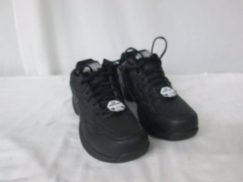 lot 65 image: Skechers Mens Felton Work Shoe - Wide
