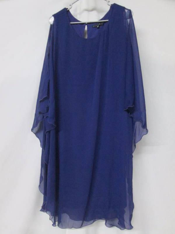 lot 60 image: Tiana B Misses Chiffon Kimono Dress