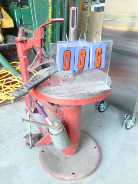 SnS Auctions # 222 Vintage Honda & tool box