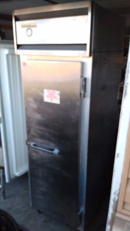 Commercial Fridge Continental