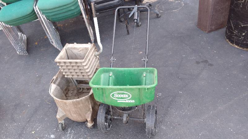Mop bucket or Lawn Seeder