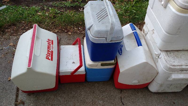 8 assorted coolers