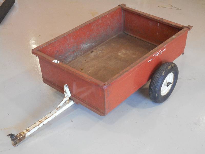 lot 18 image: 3x4 Pin-Hitch Dumping Lawn Tracto...